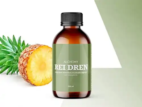 Donna sorridente con gambe leggere mentre beve integratore gusto ananas